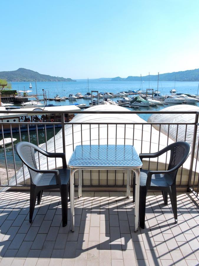 Hotel Capri Леза Екстериор снимка