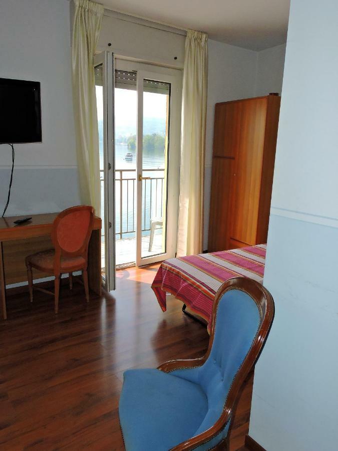 Hotel Capri Леза Екстериор снимка